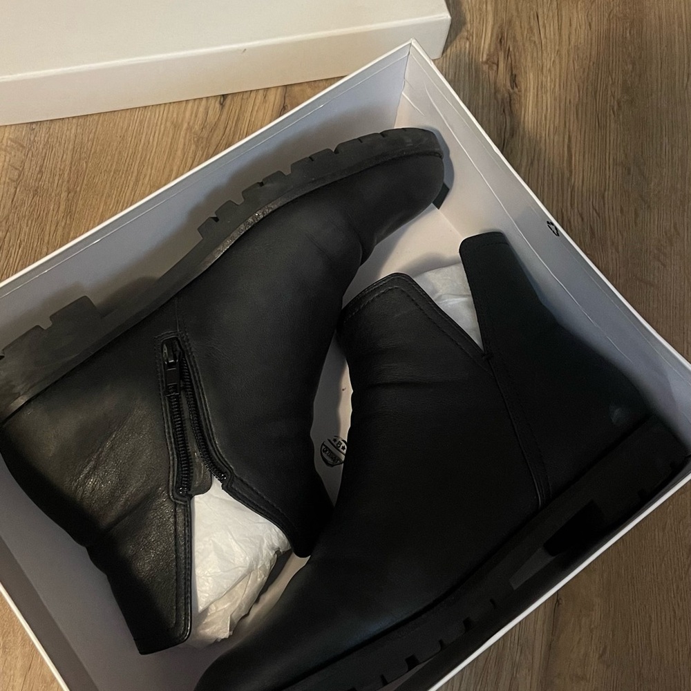 Men's Black Leather Boots
